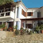 Kamari * Keramidhion