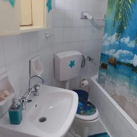 Kamari Semesterbostad