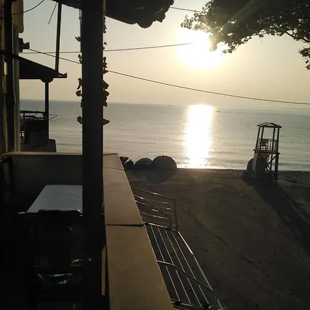 Kamari Holiday home *